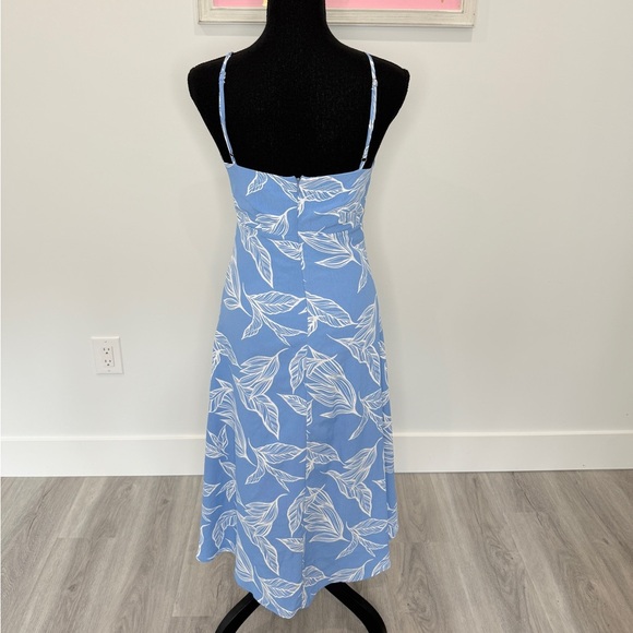 FORE Blue Leaf Print Maxi Lined Dress (S) - Picture 6 of 8